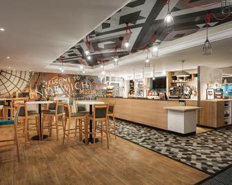 Holiday Inn Norwich - North By IHG - נורוויץ' - בר