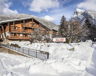 Chalet-Hôtel Neige et Roc, The Originals Relais - Samoëns - Budova