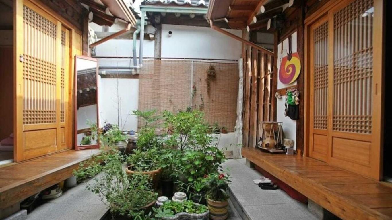 Hanok Guesthouse Nuha
