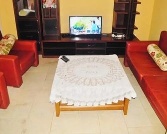 Chez Titi - Saint-Louis - Living room