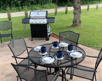 Anglers Paradise on the Rainy River - Baudette - Patio