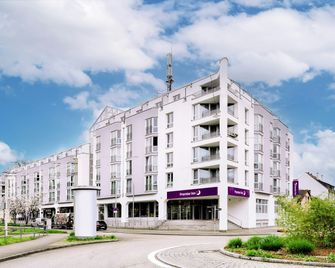 Premier Inn Stuttgart Bad Cannstatt - Stuttgart - Toà nhà