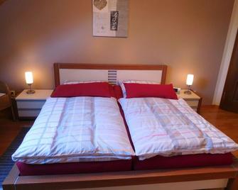 Pension Birgit Pazen - Zeltingen-Rachtig - Schlafzimmer