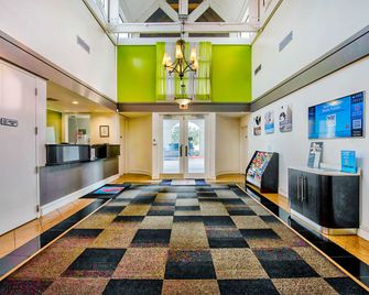 ستوديو 6 سان أنطونيو، تكساس - أيربورت - سان انطونيو - ردهة