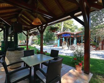 Mediterranean Village San Antonio - Biograd na Moru - Patio
