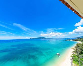 Best Western Okinawa Kouki Beach - Nago - Bedroom