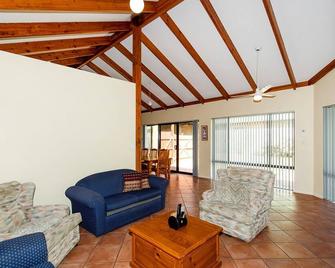 Holiday on The Terrace - Dunsborough - Living room