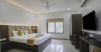 Staybird - Aerith Studios, Exclusive Residences - Pune - Schlafzimmer