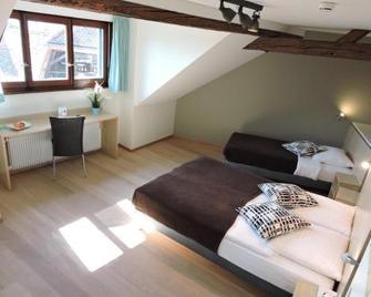 Auberge Communale de St-Legier - Saint-Légier-La Chiésaz - Bedroom