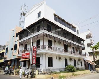 L Ocean Guest House - Pondicherry - Building
