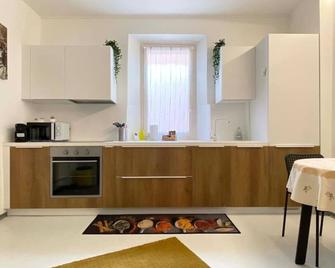 Ca' Sistina Yellow - Morcote - Kitchen
