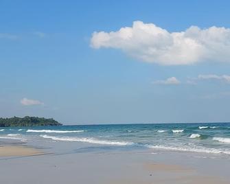 Clean Wave Resort - Chumphon - Playa