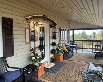 Antler Ridge House - Watkins Glen - Patio