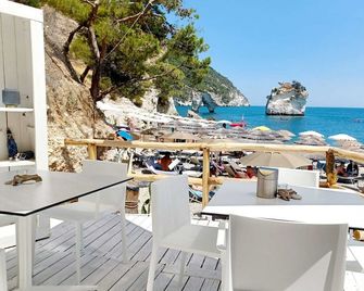 Apulia Hotel Baia dei Faraglioni Resort - Mattinata