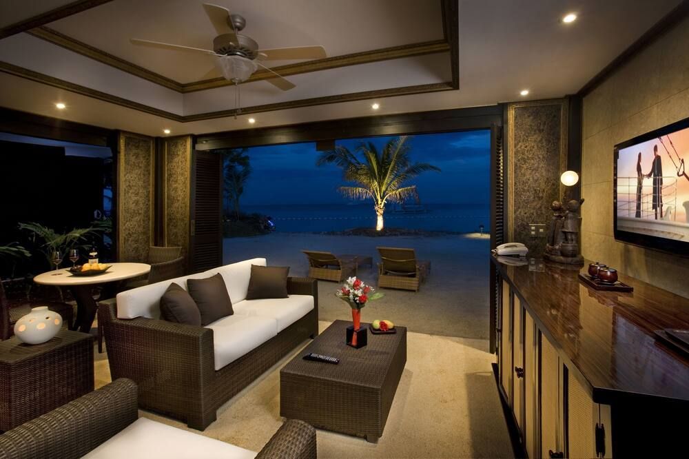 Jpark Island Resort & Waterpark Cebu