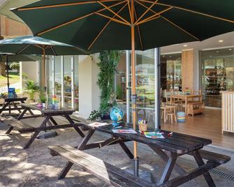 Sol Puerto Marina - Torremolinos - Patio