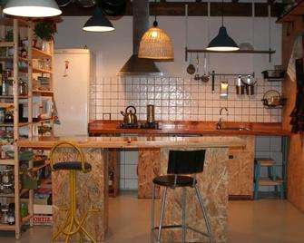 Albergue Les Xendes. Parque de Redes - Caso - Cocina