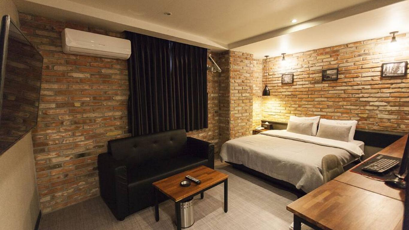 ذا لاست هوتل