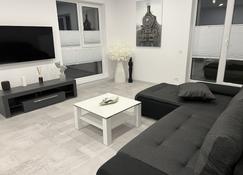 Amazing 2-Room Penthouse Cityview W13 - Bucarest - Sala de estar