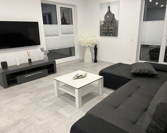 Amazing 2-Room Penthouse Cityview W13 - בוקרשט - סלון