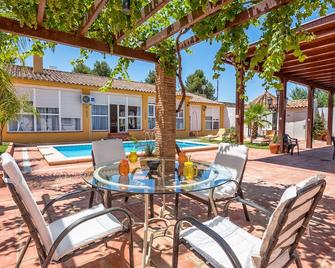 La Torre, viewpoint villa of the lagoon. - Fuente de Piedra - Restaurante