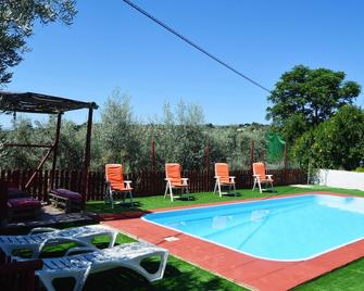House with garden and private pool - Algarinejo - Piscina