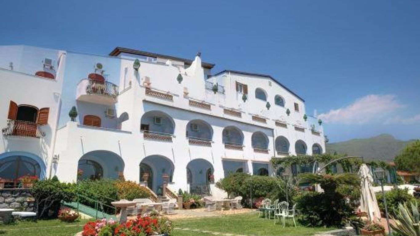 Arathena Rocks Hotel