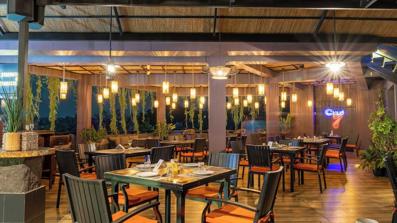 โรงแรมสนิโร รากามา