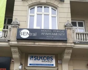 Hostel Sentral - Katowice - Bâtiment