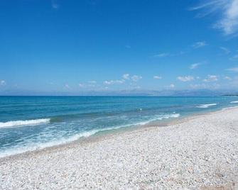 Eriva Hotel - Acharavi - Playa