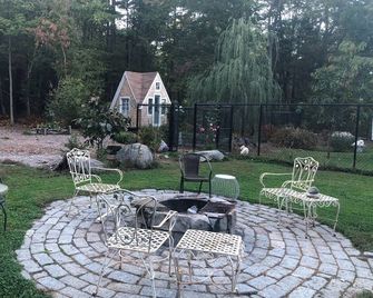 2 bedrooms sharing a private bathroom in Charming farmhouse! - Norfolk - Terasa