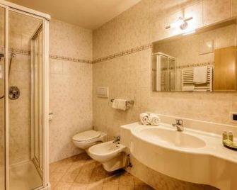 Residence Telemark - Santa Cristina Valgardena - Bathroom