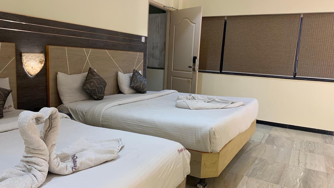 Hotel Temple City