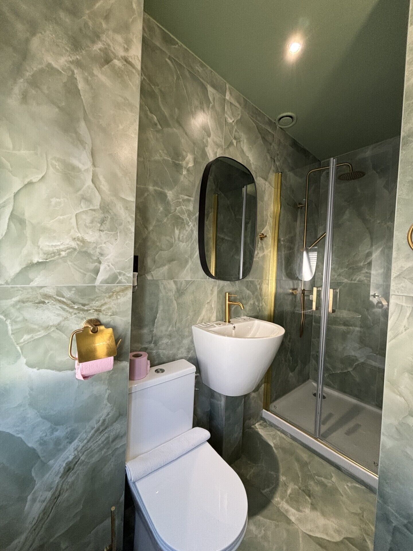 Hotel De Berne thumbnail 3