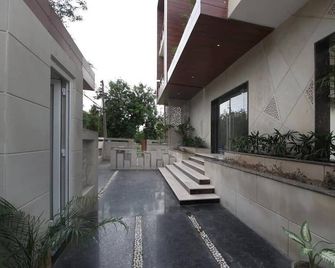 Royal Residence City center - גורגאון