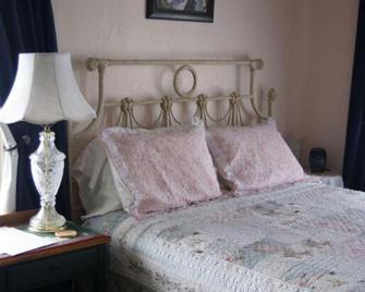 Gallagher's Irish Rose - Red Lodge - Ložnice