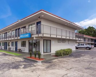 Motel 6 Meridian Ms - Meridian - Building