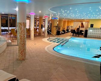 Calimbra Wellness Hotel Superior - Miskolc