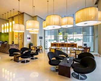 ibis Deira Creekside Dubai - Dubai - Lobby