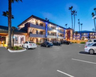 2 Full Beds | Non-Smoking, Micfridge - Stockton - Building