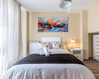AYZ Villegas - Auto check-in property - Madrid - Habitación