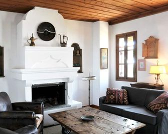 Dreamy Villa in Makrinitsa - Pelion - Makrinitsa - Living room