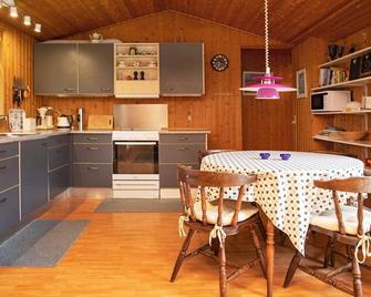 6 person holiday home in R dby - Rodby - Кухня