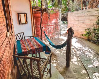 Naif Rustic & Ecologic Lodge - Máncora - Pati