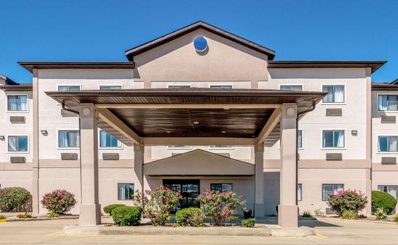 Quality Inn And Suites 66 7 3 Salem Hotel Deals Reviews