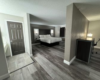 Hometown Inn & Suites - Belle Plaine