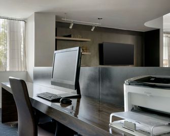 Courtyard by Marriott Republic Airport Long Island - Farmingdale