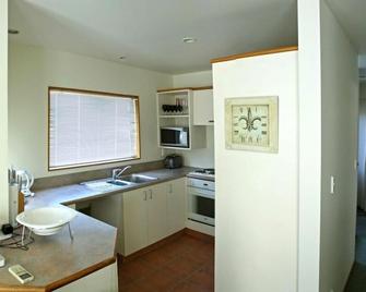 Gresford Maison de Ville - כרייסטצ'רץ' - מטבח