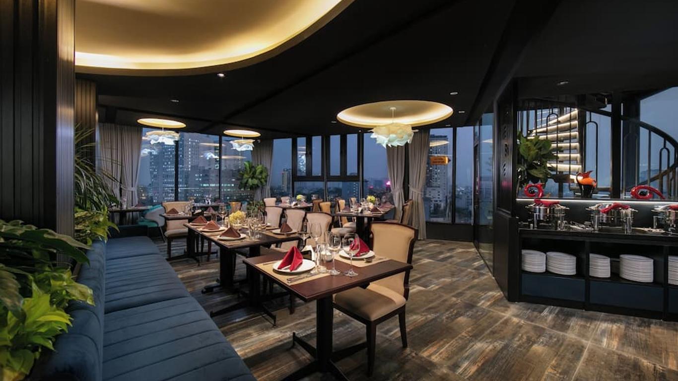 May De Ville Corner Hotel