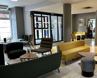 Hotel Kyriad Le Bourget Centre-Parc des Expositions - Le Bourget - Lounge